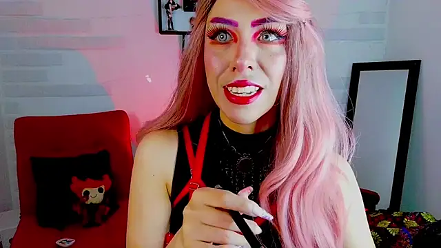 Snapshot of sky_girl1 chatting on October 3, 2:47 pm sky girl1 online show from October 3, 2:47 pm