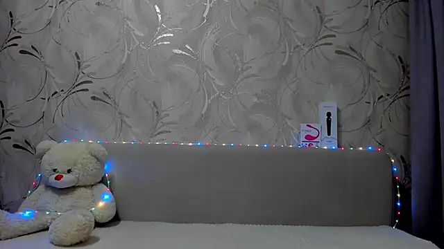 Malika Lisan online show from February 27, 1:27 am