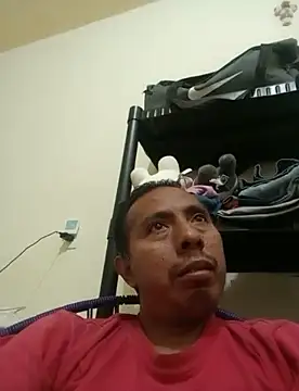 Snapshot of desnudo_Sexoxo chatting on December 19, 11:35 pm desnudo Sexoxo online show from December 19, 11:35 pm