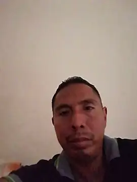 Snapshot of desnudo_Sexoxo chatting on February 15, 11:58 pm desnudo Sexoxo online show from February 15, 11:58 pm