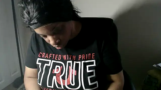 Sexymona1218 online show from April 2, 10:18 pm