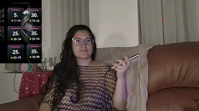 DeesseLuxure online show from September 27, 7:57 am