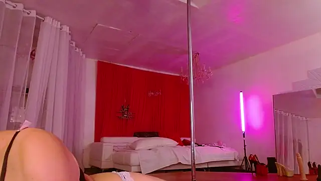 Sweet-Ginger online show from September 14, 3:55 pm