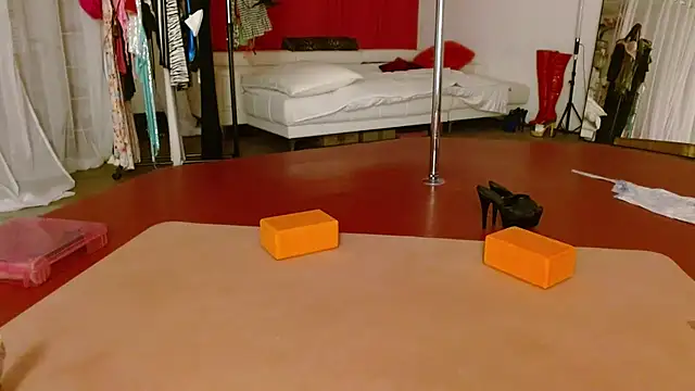 Sweet-Ginger online show from October 21, 4:19 pm