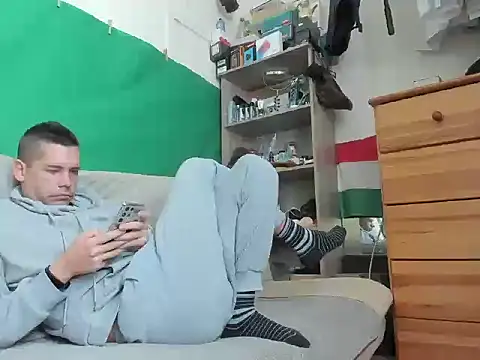 viraglaci18xh online show from October 27, 10:52 am