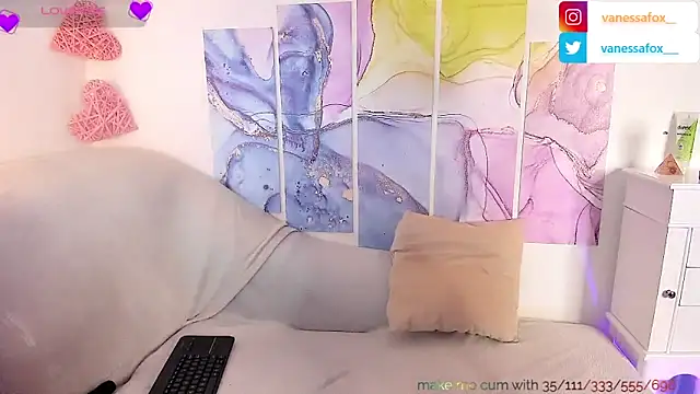 VanessaFox   online show from February 6, 4:14 pm