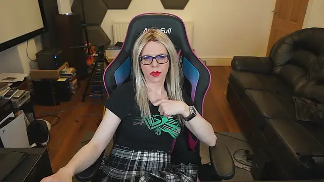 KelseyCobalt online show from January 19, 1:53 am