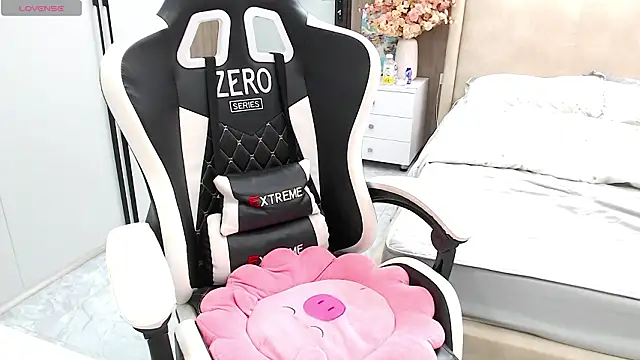 Snapshot of Hanako_love chatting on March 11, 5:08 pm Hanako love online show from March 11, 5:08 pm