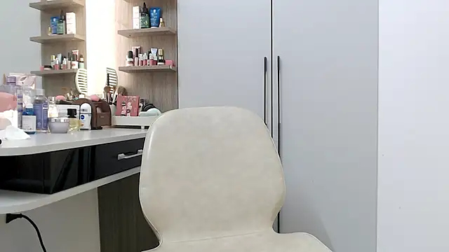 Snapshot of Hanako_love chatting on March 30, 3:57 pm Hanako love online show from March 30, 3:57 pm