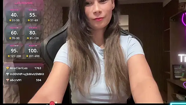 Leilacharlotte online show from February 26, 9:25 pm