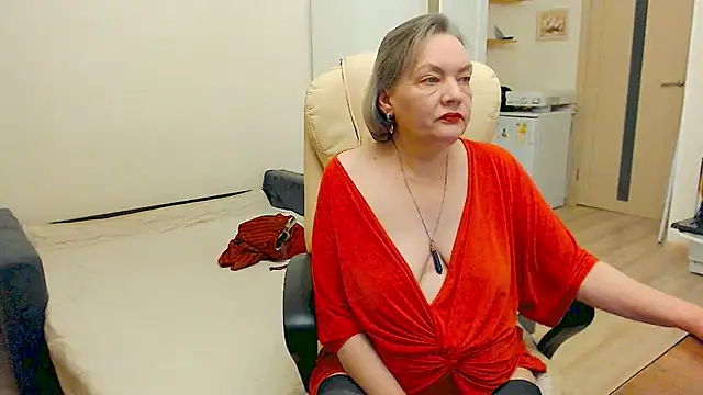 MomJaneSex online show from November 26, 11:06 pm