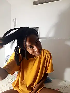Snapshot of africa_deluxe chatting on October 16, 10:49 am africa deluxe online show from October 16, 10:49 am