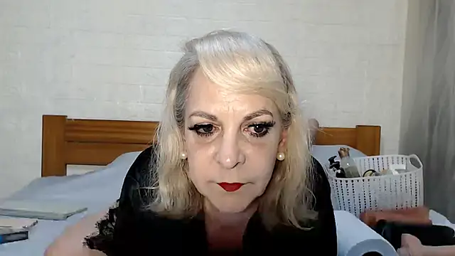 awild kitten online show from June 16, 9:23 am