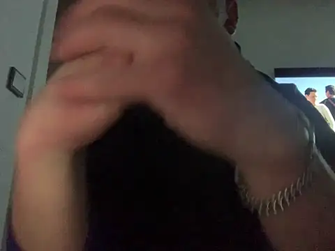 Snapshot of Jerrybomb chatting on March 3, 6:58 pm Jerrybomb online show from March 3, 6:58 pm