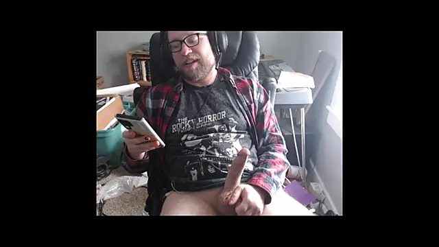 dragonhammer42 online show from November 6, 7:26 pm