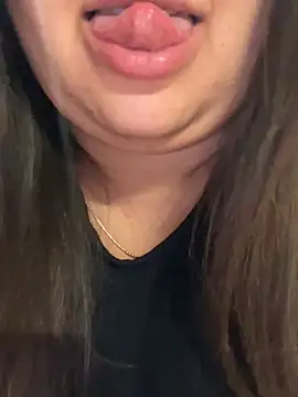 Snapshot of Jane_BBW chatting on June 21, 11:40 pm Jane BBW online show from June 21, 11:40 pm