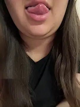 Snapshot of Jane_BBW chatting on July 15, 10:04 pm Jane BBW online show from July 15, 10:04 pm