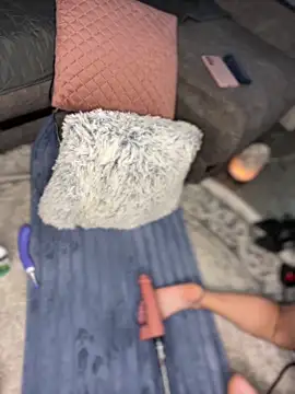 Snapshot of Hotnessi chatting on January 25, 9:57 am Hotnessi online show from January 25, 9:57 am