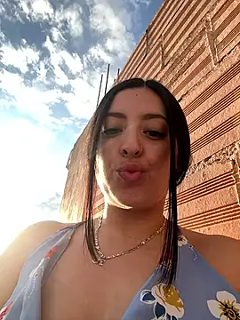 Sofhi corolinne31 online show from March 12, 10:28 pm