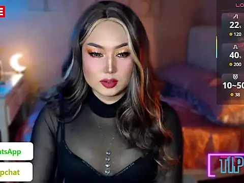 HOTnWILDalice online show from October 27, 12:58 am