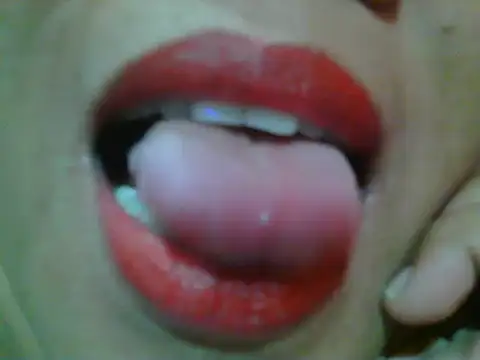 xsweetlips69x online show from February 15, 5:50 pm