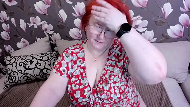 leiamillersonn online show from February 25, 8:41 pm