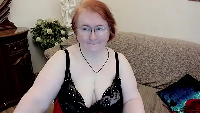 leiamillersonn online show from February 21, 7:09 am