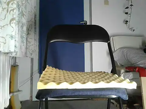 Snapshot of storm76kp chatting on November 3, 10:21 pm storm76kp online show from November 3, 10:21 pm