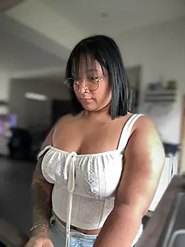 DannaaMeliza online show from January 7, 10:43 am