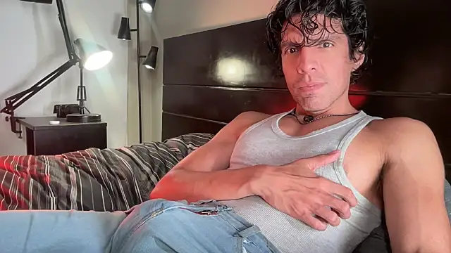 Snapshot of beranco19 chatting on February 27, 5:18 am beranco19 online show from February 27, 5:18 am