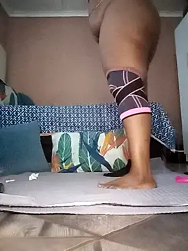 SQUITBOOTY online show from June 5, 6:09 am