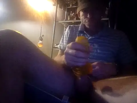 ROBERT0516 online show from March 9, 9:03 pm