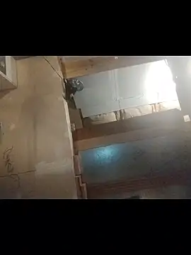 Snapshot of ROBERT0516 chatting on February 6, 10:35 pm ROBERT0516 online show from February 6, 10:35 pm