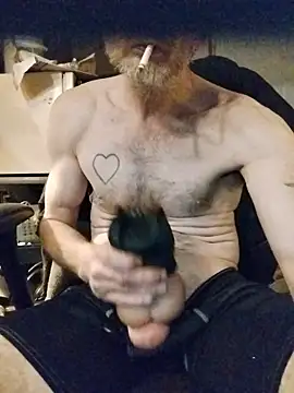 Snapshot of ROBERT0516 chatting on February 11, 12:15 am ROBERT0516 online show from February 11, 12:15 am