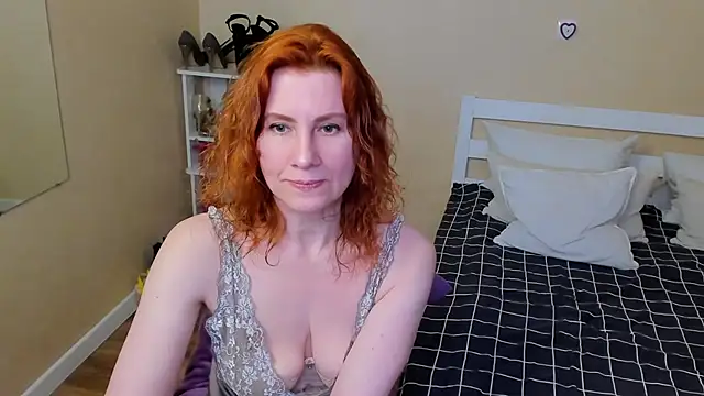 FoxySophia online show from November 25, 1:05 am