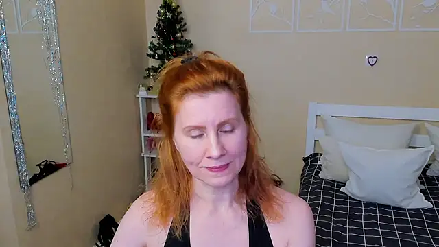 FoxySophia online show from December 15, 1:37 pm