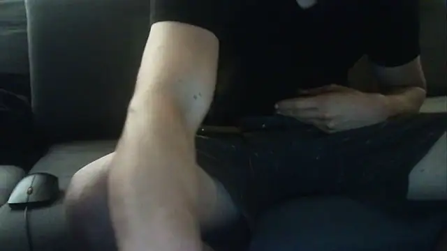 ShyGuyWannaTry online show from September 11, 3:28 am