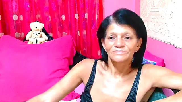 Snapshot of SLUTTYROXY chatting on February 7, 7:38 pm SLUTTYROXY online show from February 7, 7:38 pm