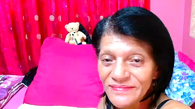 Snapshot of SLUTTYROXY chatting on February 8, 6:43 am SLUTTYROXY online show from February 8, 6:43 am