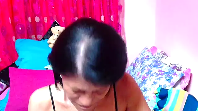 Snapshot of SLUTTYROXY chatting on September 18, 7:21 am SLUTTYROXY online show from September 18, 7:21 am