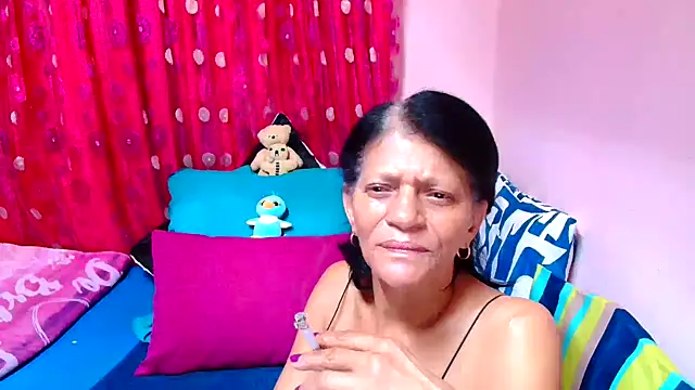 Snapshot of SLUTTYROXY chatting on September 30, 6:24 pm SLUTTYROXY online show from September 30, 6:24 pm