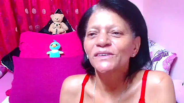 Snapshot of SLUTTYROXY chatting on October 1, 6:36 pm SLUTTYROXY online show from October 1, 6:36 pm