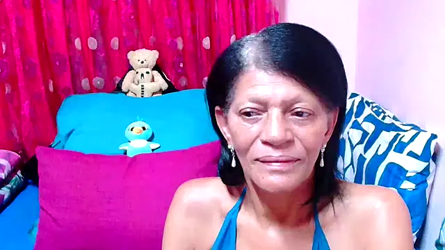 Snapshot of SLUTTYROXY chatting on October 22, 5:13 pm SLUTTYROXY online show from October 22, 5:13 pm