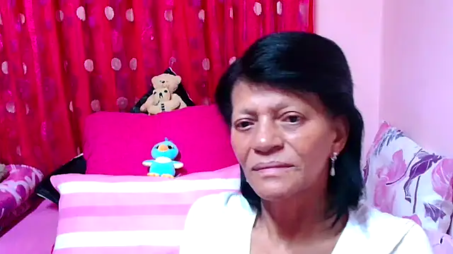 Snapshot of SLUTTYROXY chatting on November 3, 5:03 pm SLUTTYROXY online show from November 3, 5:03 pm