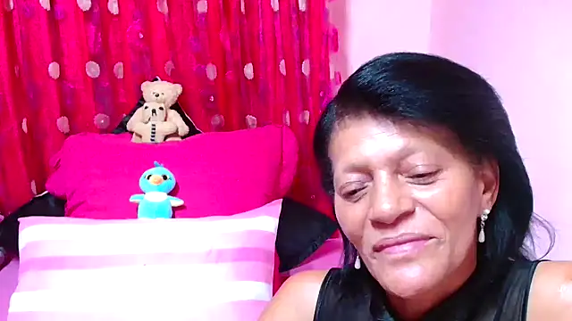 Snapshot of SLUTTYROXY chatting on November 6, 6:53 pm SLUTTYROXY online show from November 6, 6:53 pm