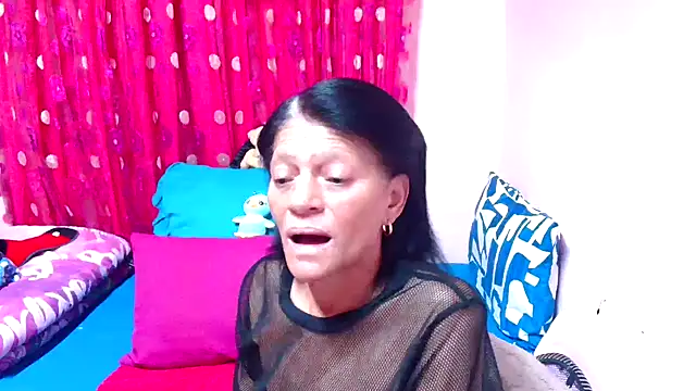 Snapshot of SLUTTYROXY chatting on November 16, 5:40 pm SLUTTYROXY online show from November 16, 5:40 pm