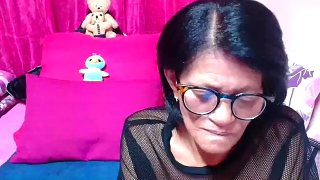 Snapshot of SLUTTYROXY chatting on November 27, 7:16 pm SLUTTYROXY online show from November 27, 7:16 pm