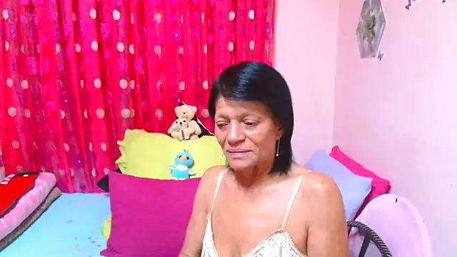 SLUTTYROXY online show from April 13, 6:02 pm