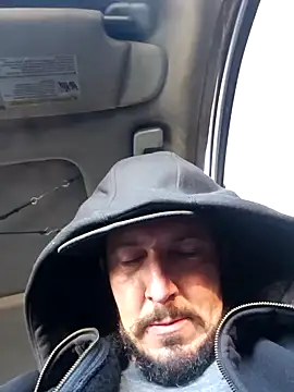 Snapshot of UncutHammer69 chatting on December 9, 3:54 pm UncutHammer69 online show from December 9, 3:54 pm