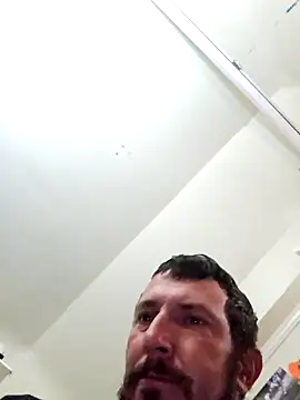 Snapshot of UncutHammer69 chatting on December 15, 4:59 pm UncutHammer69 online show from December 15, 4:59 pm